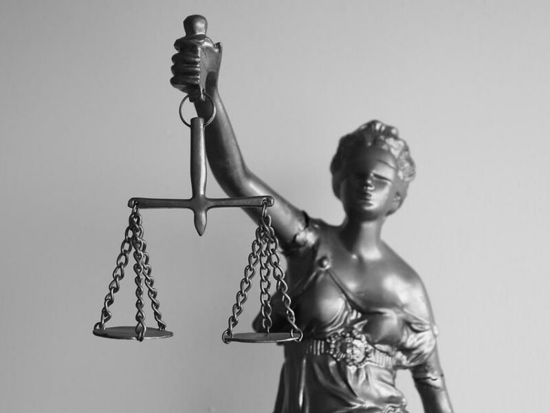 Comment se reconvertir dans le droit ?